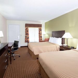 Double Room Two Double Beds Non-Smoking
